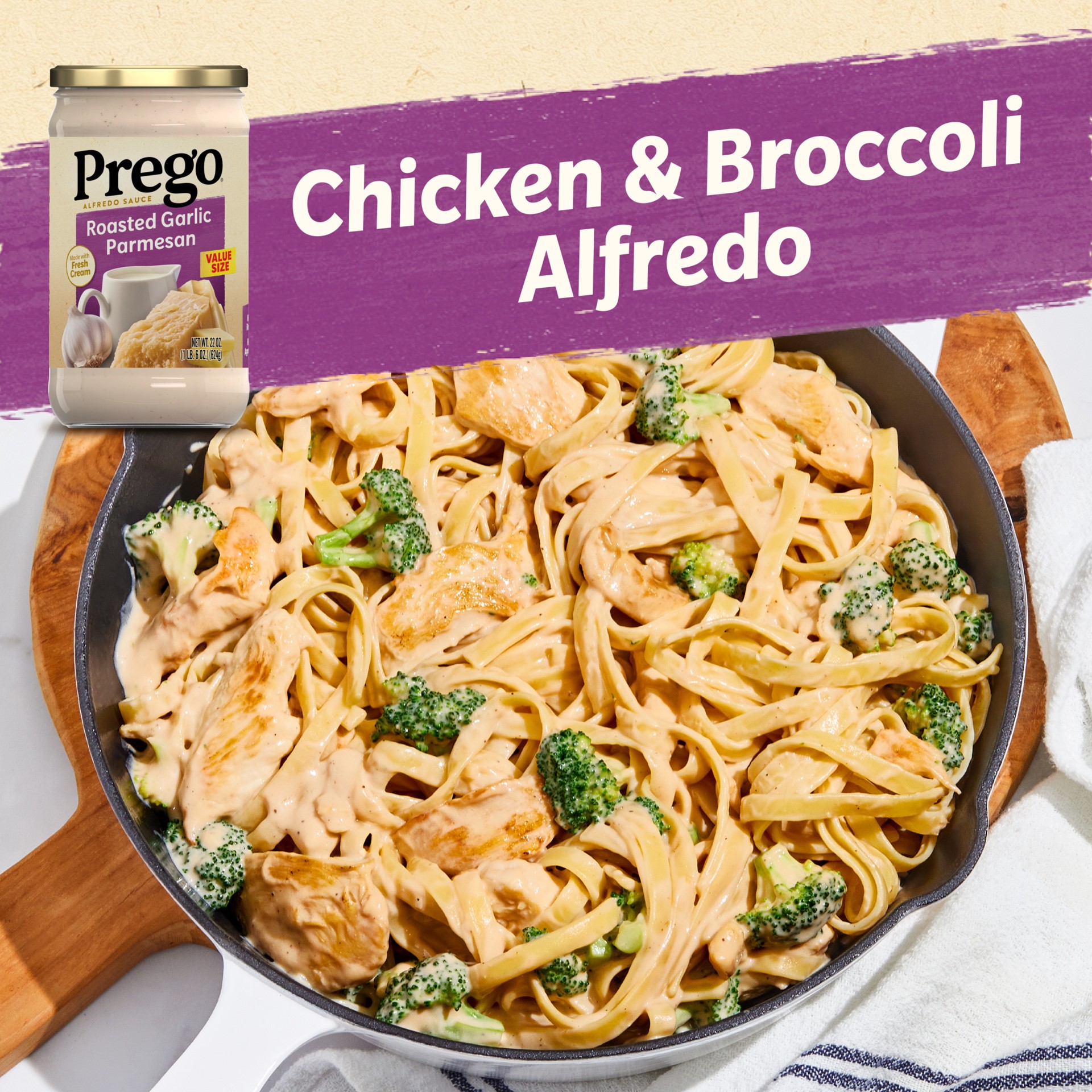 slide 8 of 8, Prego Alfredo Sauce with Roasted Garlic and Parmesan Cheese, 22 oz Jar, 22 oz