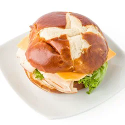 Turkey On Pretzel Roll 1/2