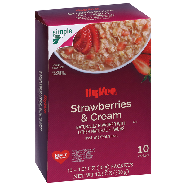 slide 1 of 1, Hy-Vee Instant Oatmeal, Strawberries & Cream 10-1.05 Oz, 10.5 oz