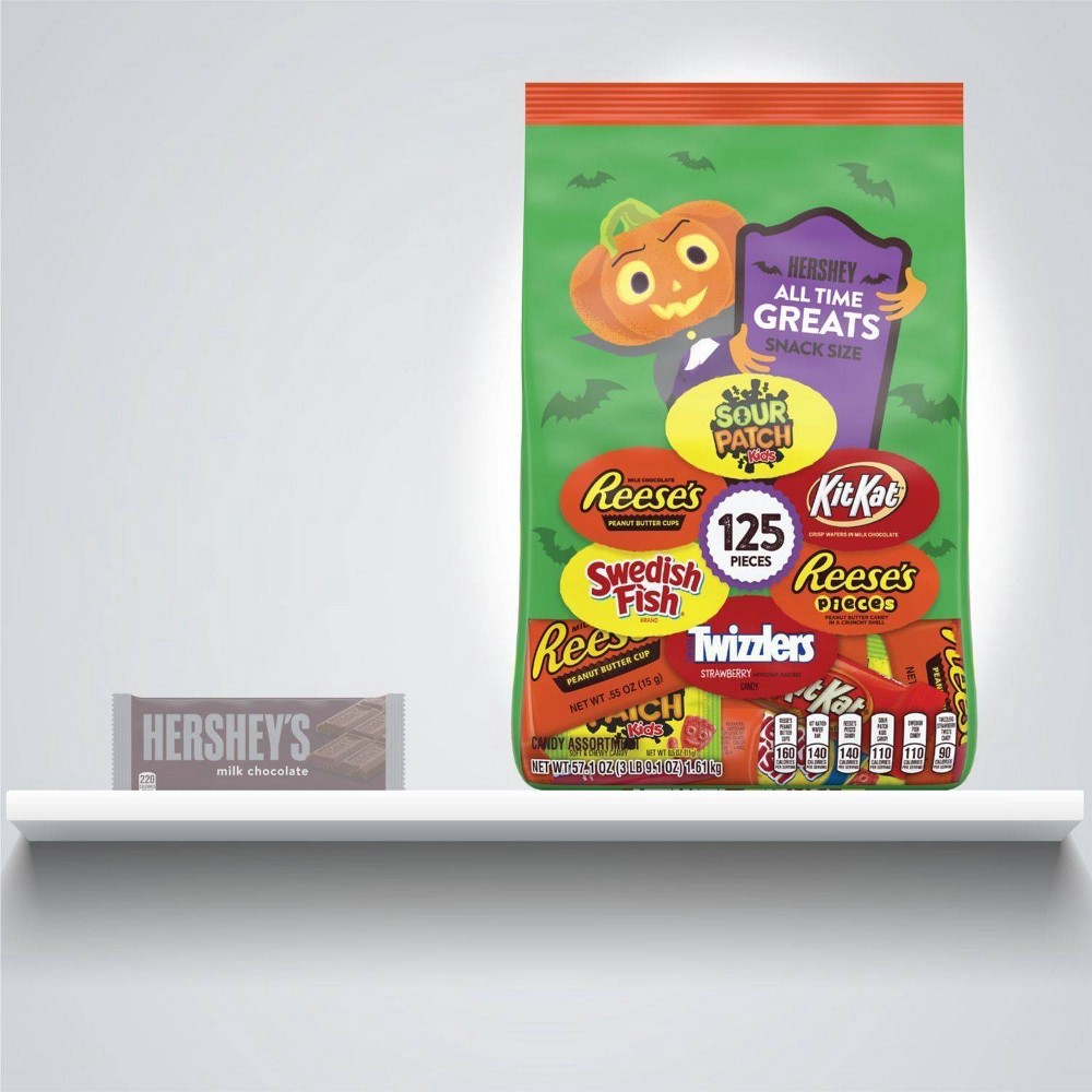 slide 3 of 7, Hershey's Reese's, KitKat, Twizzlers, Sour Patch, Sweedish Fish Halloween Candy Variety Pack, 57.1 oz