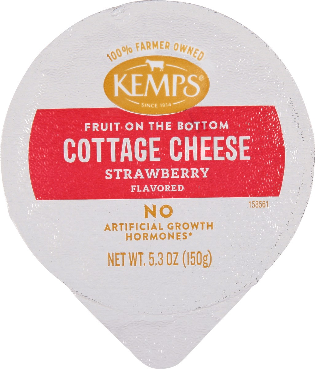 slide 9 of 14, Kemps Fruit On Bottom Strawberry Cottg Chse, 