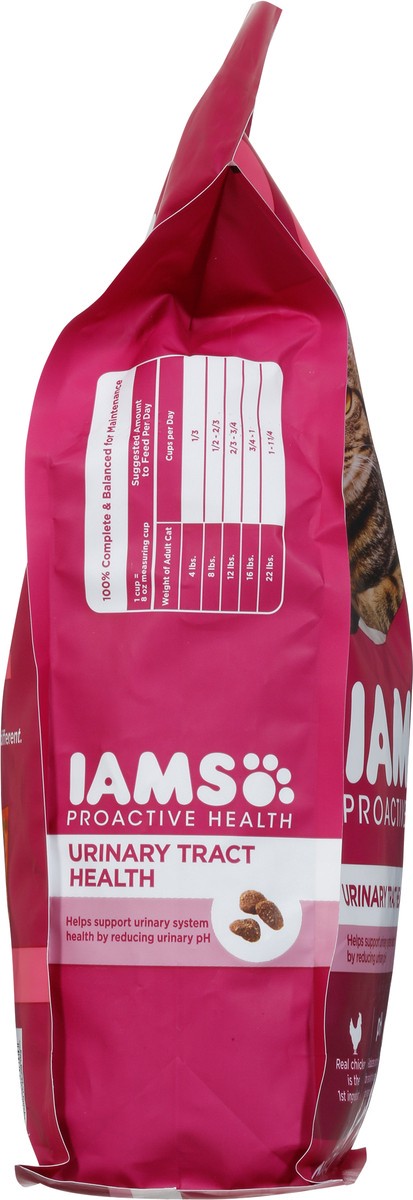 slide 9 of 9, Iams™ ProActive Health™ Urinary Tract Health with Chicken Premium Cat Food 3.5 lb. Bag, 3.5 lb