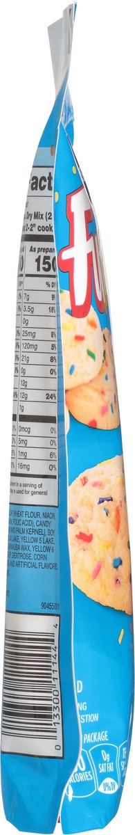 slide 5 of 13, Pillsbury Funfetti Sugar Cookie Mix with Candy Bits 16 oz, 16 oz