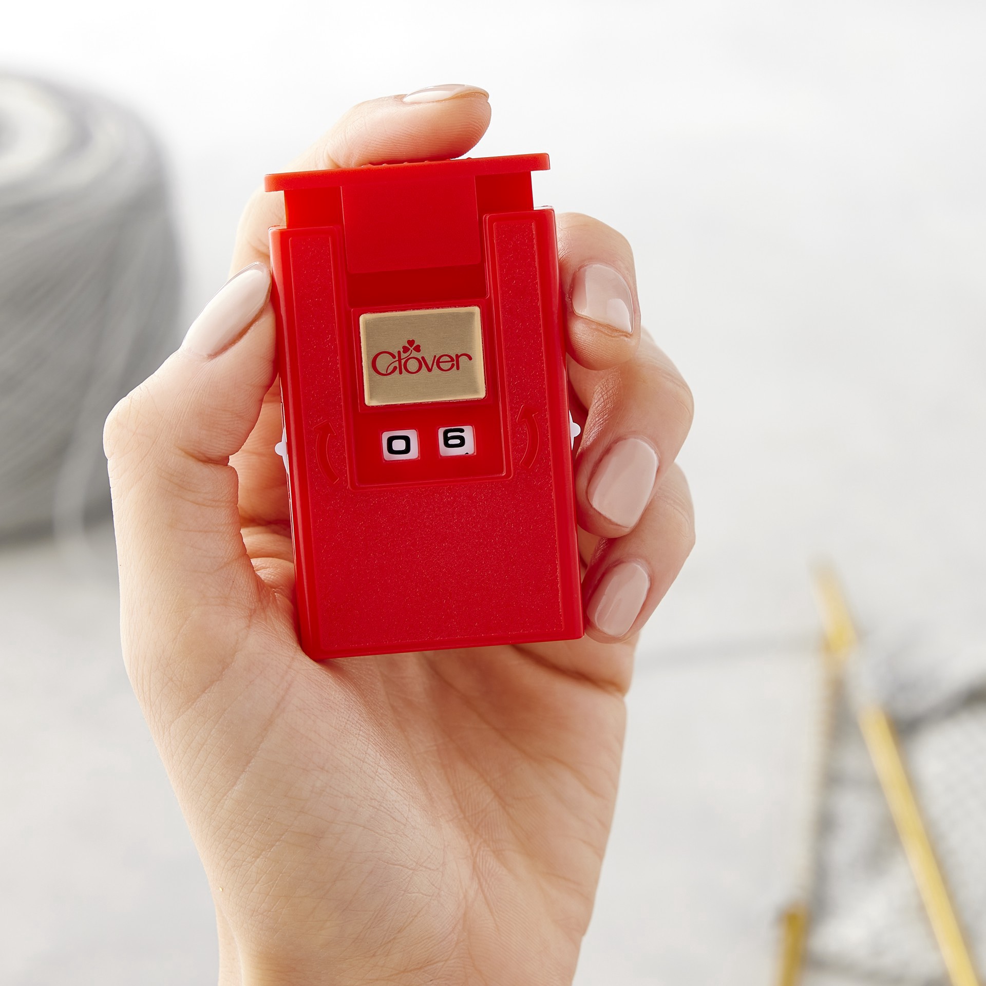 slide 3 of 4, Clover Knitting Counter, Kacha-Kacha, 1 ct