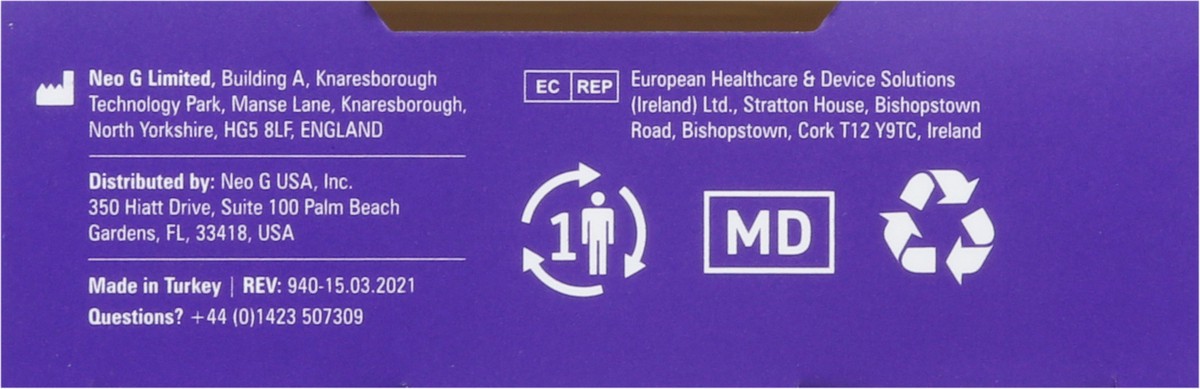 slide 2 of 9, Neo G Black Moderate Energizing Active Socks Size M 1 ea, 1 ct