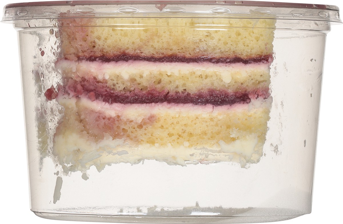 slide 7 of 11, Lunds & Byerlys White Chocolate Raspberry Shortcake Square 6.0 oz, 6 ct