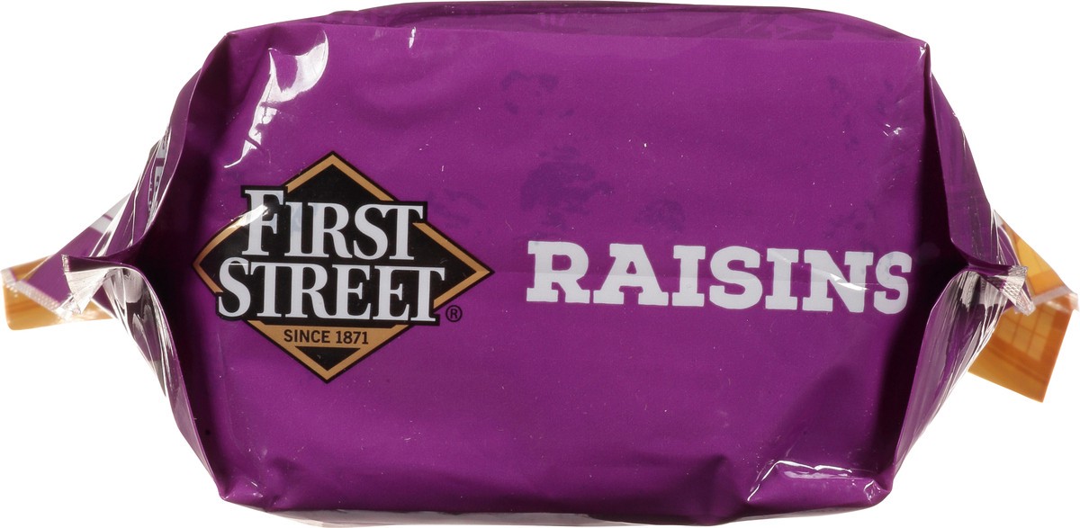 slide 4 of 12, First Street Raisins, 40 oz