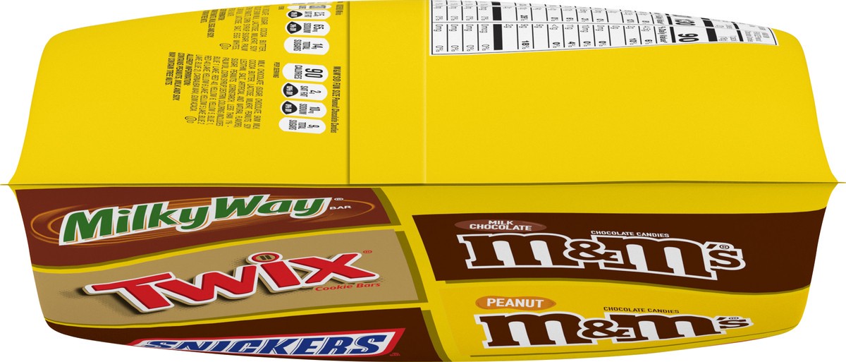 slide 4 of 10, Mars Wrigley Assorted Candy 135 ea, 135 ct; 53.77 oz