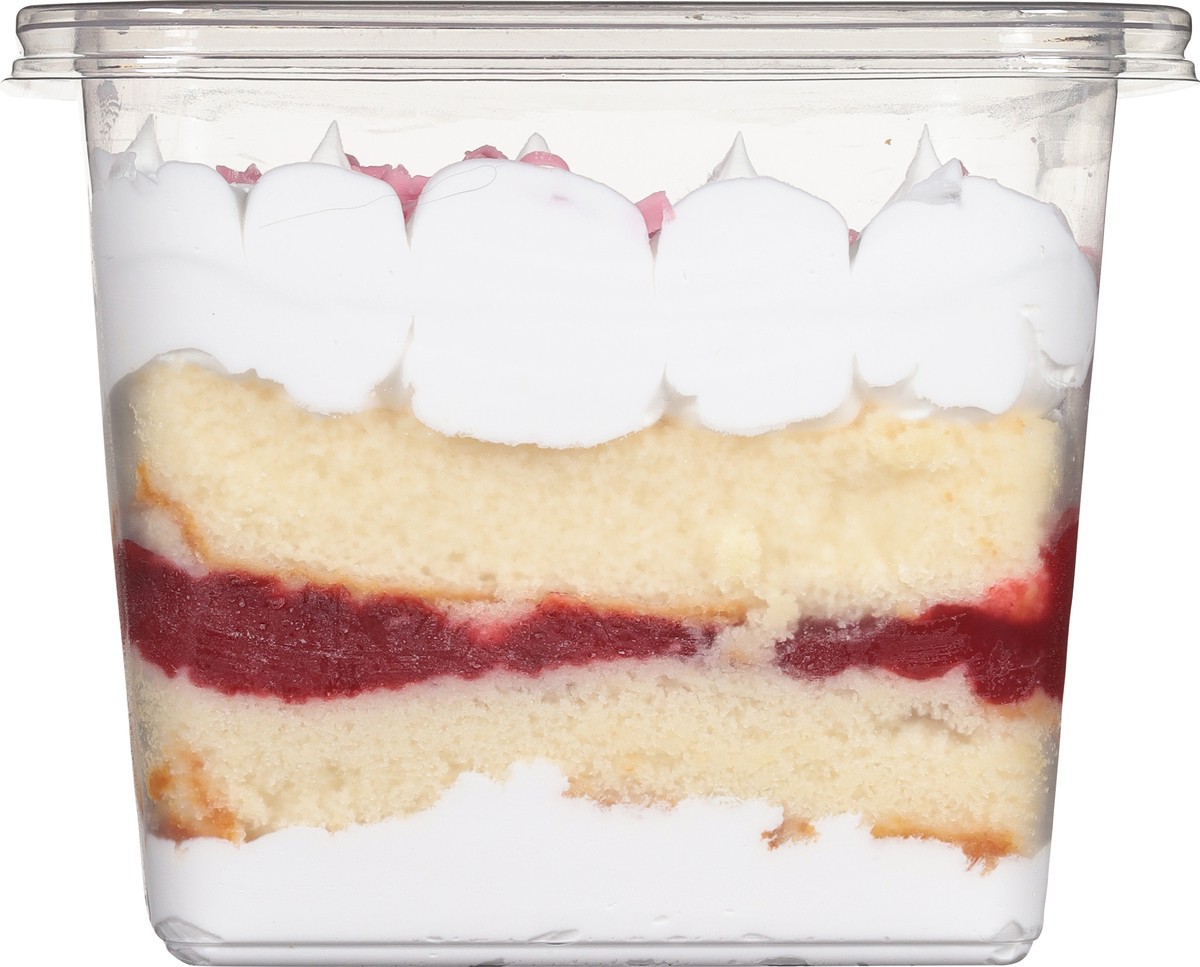 slide 12 of 12, Rich's Strawberry Cake Parfait 22.7 oz, 22.7 oz