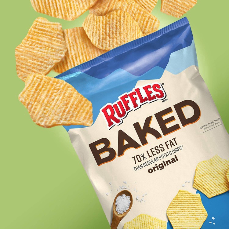 slide 5 of 16, Ruffles Baked Potato Crisps Original, 6.25 oz