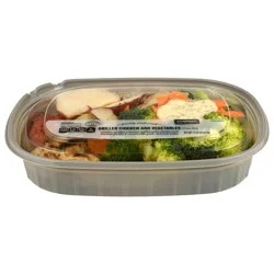 Taylor Farms Grilled Chicken & Vegetables 11.55 oz