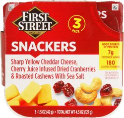 First Street Cheddar Cranberry Snacker