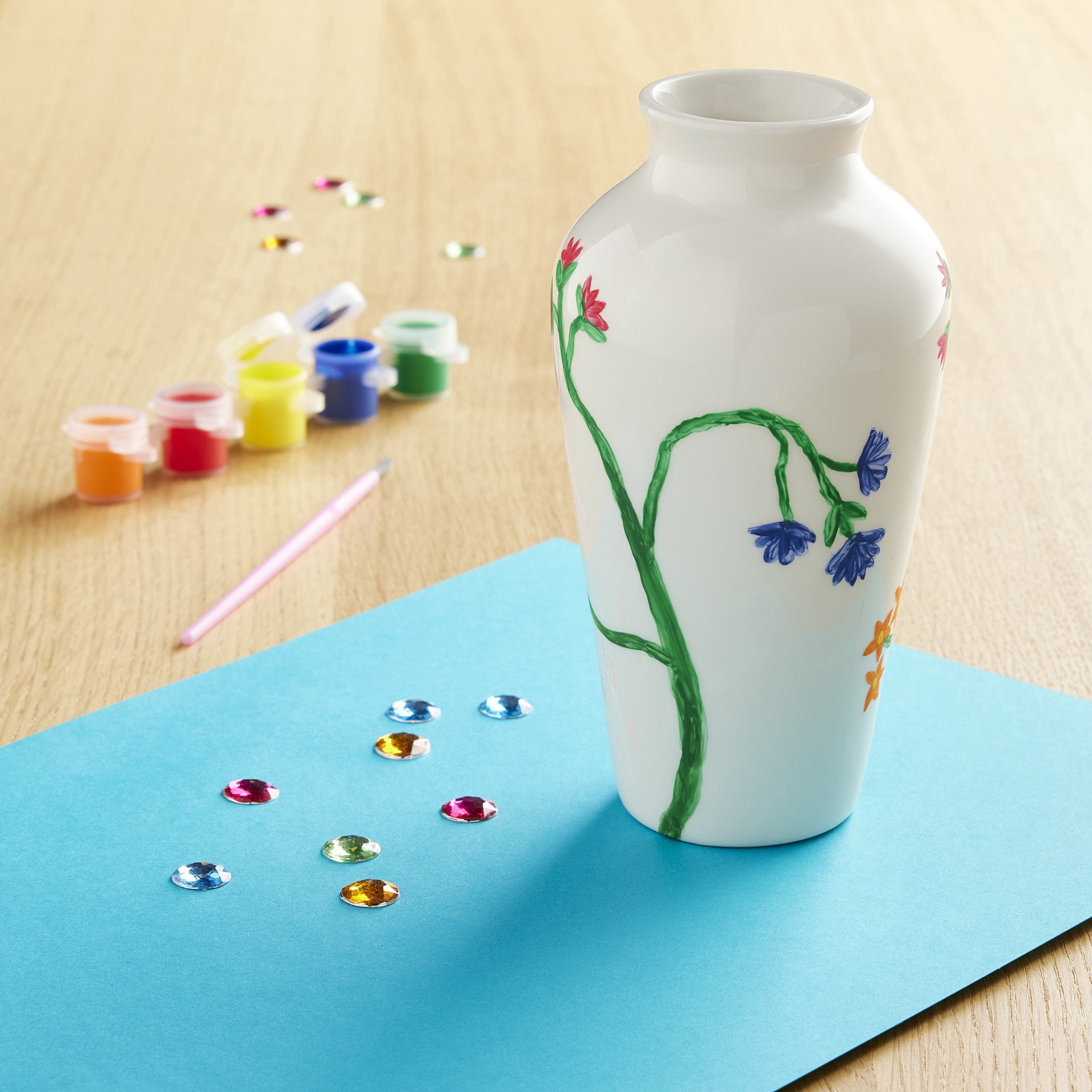 slide 2 of 4, Color-In Vase Kit By Creatology, 3.07 in x 3.07 in x 5.75 in