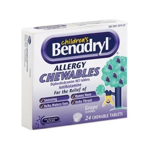 slide 1 of 1, Benadryl Allergy Chewable Tablets Grape, 24 ct