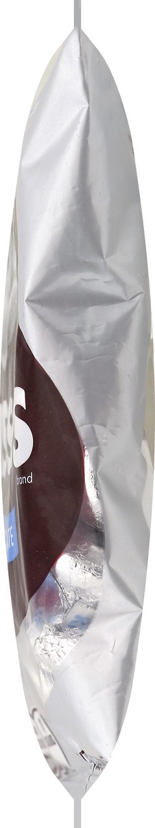 slide 7 of 9, Hershey's KISSES Milk Chocolate Candy, Individually Wrapped, Gluten Free, 5.3 oz, Bag, 5.3 oz