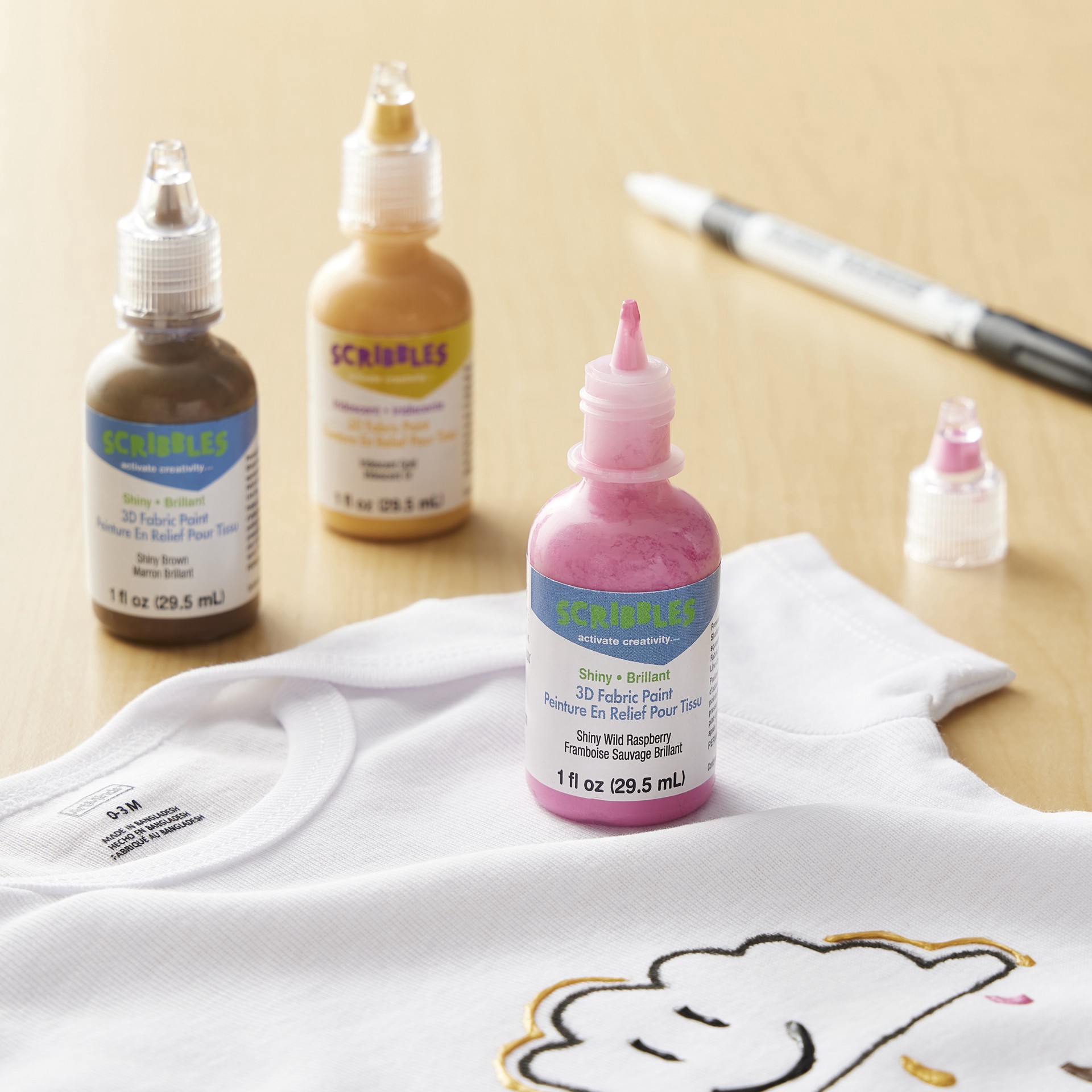 slide 5 of 5, Scribbles Shiny 3d Fabric Paint, 1 fl oz