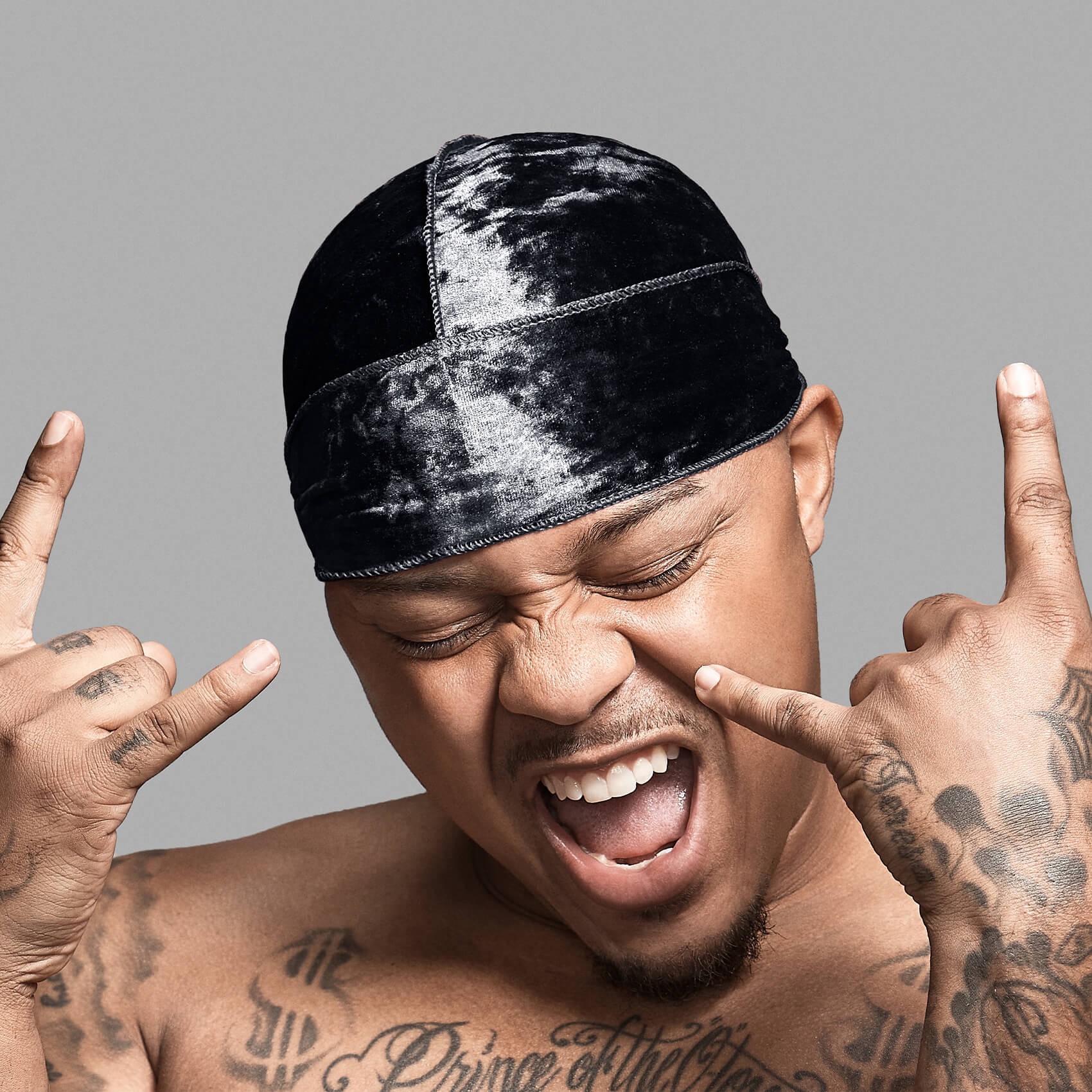 slide 2 of 5, KISS COLORS & CARE KISS Power Wave Velvet Luxe Durag, Black, 1 Count, 1 ct