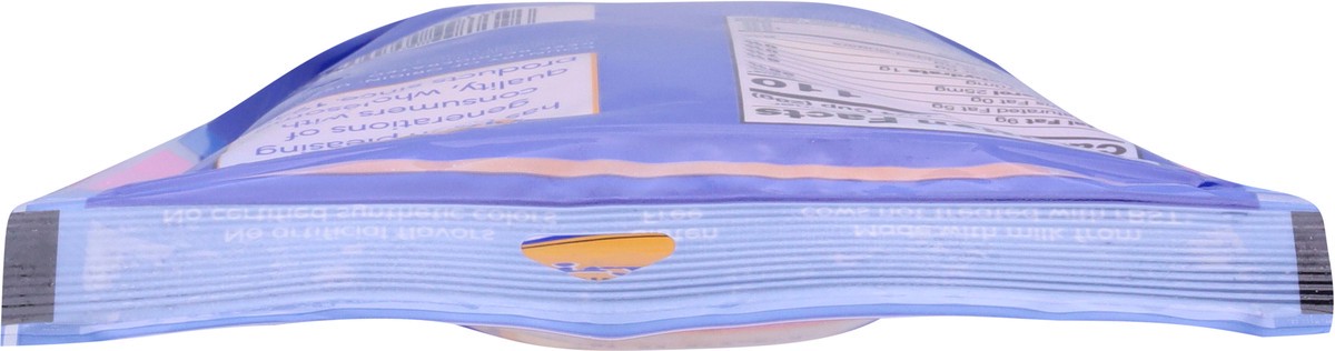 slide 8 of 13, Dairy Fresh Shredded Cheese 8 oz, 8 oz